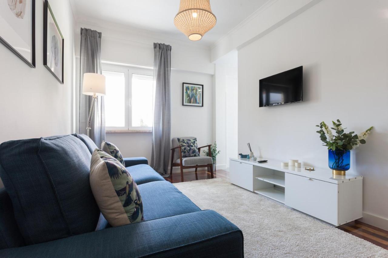 Flh Graca Charming Flat With Balcony Apartment ลิสบอน ภายนอก รูปภาพ