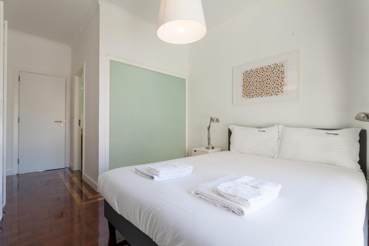 Flh Graca Charming Flat With Balcony Apartment ลิสบอน ภายนอก รูปภาพ