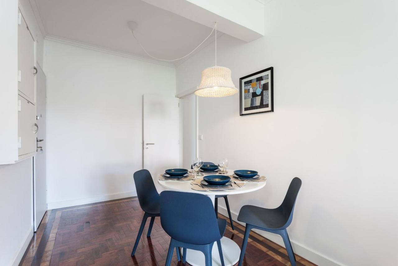 Flh Graca Charming Flat With Balcony Apartment ลิสบอน ภายนอก รูปภาพ